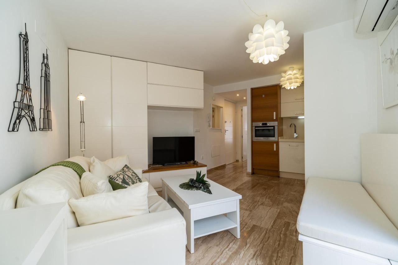 Luxury En Cala Flores Apartment